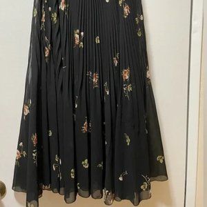 Aritzia Terre skirt